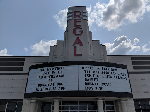 Movie Theater «Regal Cinemas Montrose Movies 12», reviews and photos, 4020 Medina Rd, Akron, OH 44333, USA