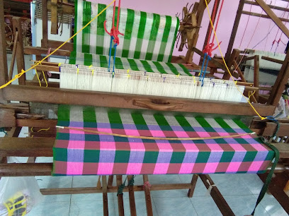 แหล่งทอผ้าพื้นเมืองบ้านโคกหม้อ Weaving traditional sources Khok Mo Village