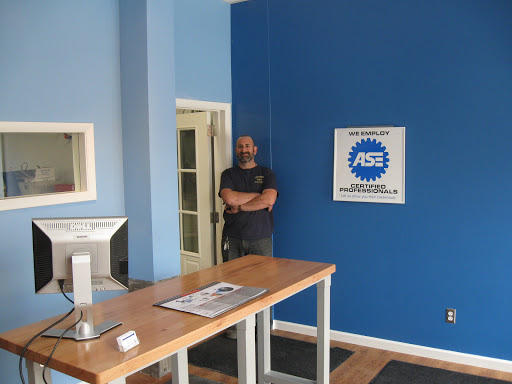 Auto Repair Shop «Schummers of Kensington - Auto Repair and PA Inspection», reviews and photos, 2034 E Willard St, Philadelphia, PA 19134, USA