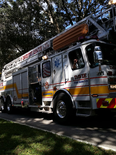 Nature Preserve «Pine Island Ridge Natural Area», reviews and photos, 3900 SW 100th Ave, Davie, FL 33328, USA