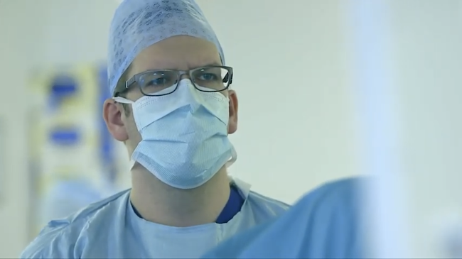 Reviews of Mr Sam Vollans - Orthopaedic Surgeon in Leeds - Doctor