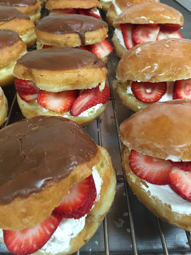 Dessert Shop «Ontario Donuts», reviews and photos, 1923 E 4th St, Ontario, CA 91764, USA