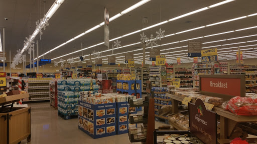 Grocery Store «Food Lion», reviews and photos, 36 Northfield Ctr, Whiteville, NC 28472, USA