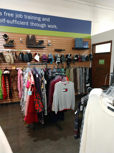 Thrift Store «Goodwill South Lake Union», reviews and photos, 411 Westlake Ave N, Seattle, WA 98109, USA