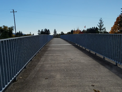 Golf Course «Oak Knoll Golf Course & Driving Range», reviews and photos, 6335 OR-22, Independence, OR 97351, USA