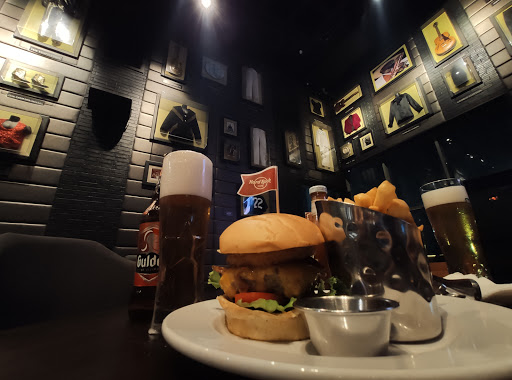 Hard Rock Cafe, Landmark Village, Water Corporation Road, Oniru, VI, 550104, Lagos, Nigeria, Hamburger Restaurant, state Lagos