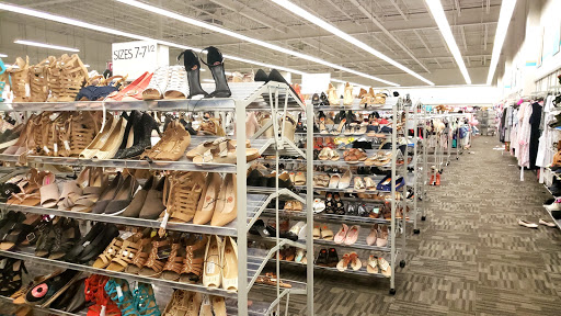 Clothing Store «Burlington Coat Factory», reviews and photos, 3333 N State Rd 7, Lauderdale Lakes, FL 33319, USA