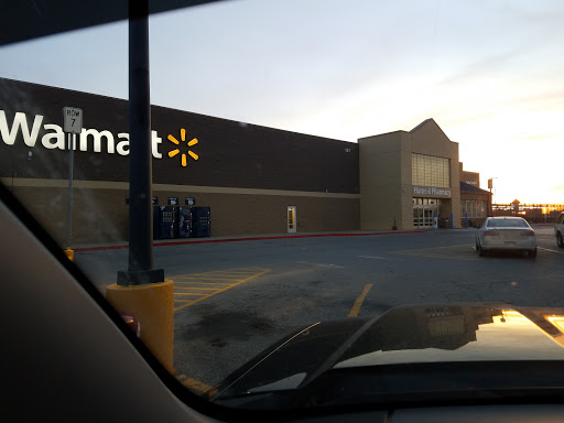 Department Store «Walmart Supercenter», reviews and photos, 121 Peter Pan Rd, Independence, KS 67301, USA