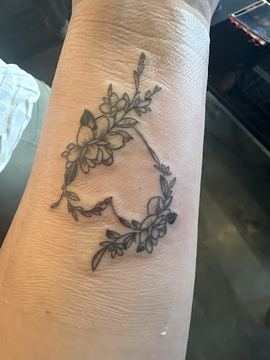 Explore star tattoo ideas for guys, creative tattoo ideas in Dallas, available at Sinners Tattoo Studio and Supply