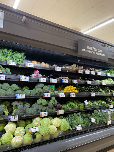 Supermarket «Giant», reviews and photos, 1900 Abbey Rd, Charlottesville, VA 22911, USA