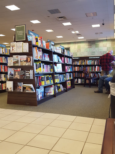 Book Store «Barnes & Noble», reviews and photos, 1245 NY-300, Newburgh, NY 12550, USA