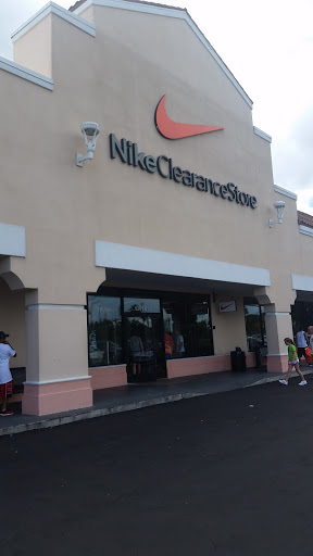 Clothing Store «Nike Clearance Store», reviews and photos, 5209 International Dr, Orlando, FL 32819, USA