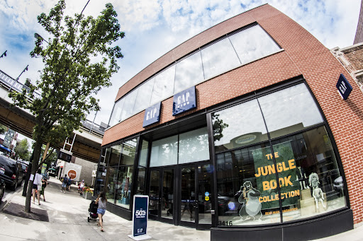 Gap, 3416 N Southport Ave, Chicago, IL 60657, USA, 