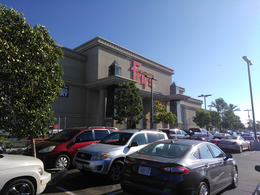 Electronics Store «Frys Electronics», reviews and photos