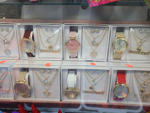 Beauty Supply Store «Too Cute Beauty Supply», reviews and photos, 1940 Jefferson Ave, Fort Myers, FL 33901, USA