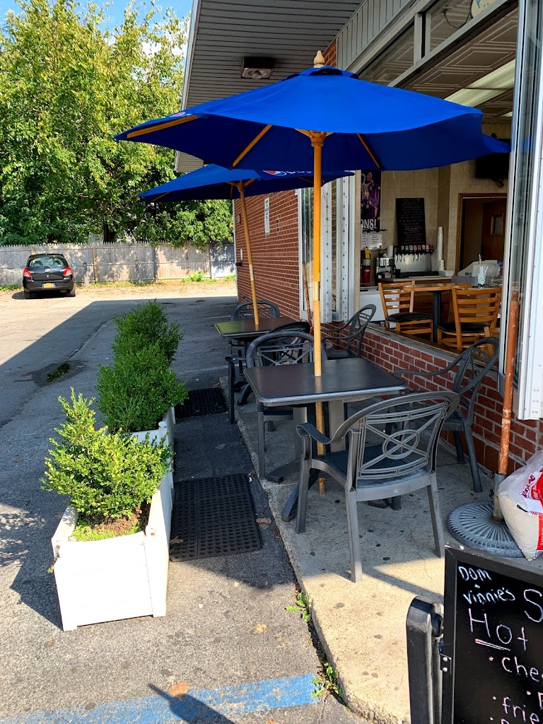 Dom & Vinnie's Pizzeria 10603
