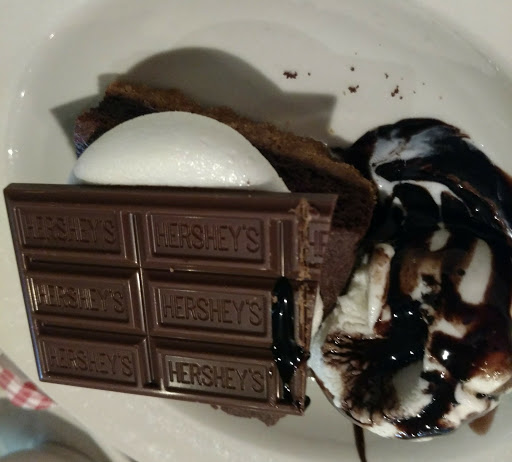 American Restaurant «Cracker Barrel Old Country Store», reviews and photos, 4210 Marlane Dr, Grove City, OH 43123, USA