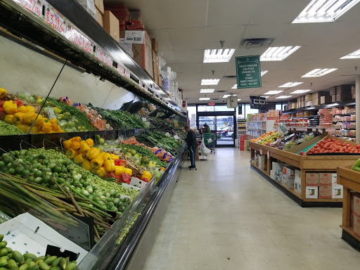 Indian Grocery Store «Patel Brothers», reviews and photos, 1850 S Hurstbourne Pkwy, Louisville, KY 40220, USA