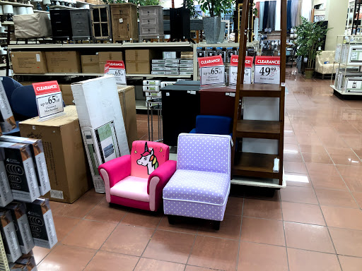 Home Goods Store «Christmas Tree Shops», reviews and photos, 28-34 Broadway, Lynnfield, MA 01940, USA