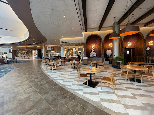 Shopping Mall «Tysons Galleria», reviews and photos, 2001 International Dr, McLean, VA 22102, USA