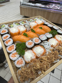 Plats et boissons du Restaurant asiatique Sushi & CO à Auxerre - n°2