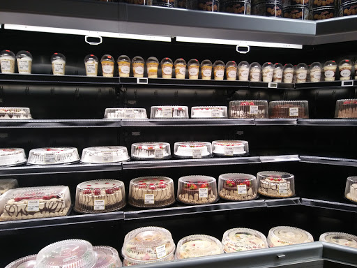 Supermarket «Cermak Fresh Produce», reviews and photos, 4000 W Diversey Ave, Chicago, IL 60639, USA