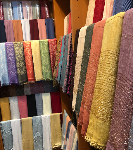 Book Store «Rumi Bookstore», reviews and photos, 4050 Peralta Blvd, Fremont, CA 94536, USA