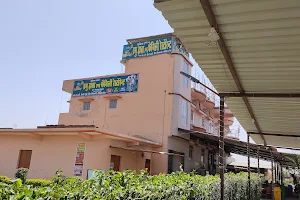 Shri Prabhu Dhaba and family restaurant image