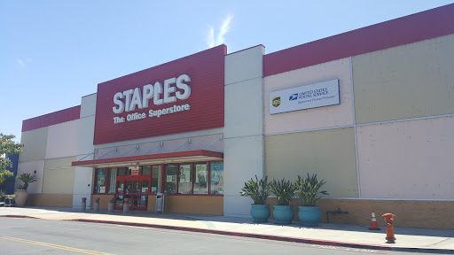 Office Supply Store «Staples», reviews and photos, 2080 W Empire Ave, Burbank, CA 91504, USA