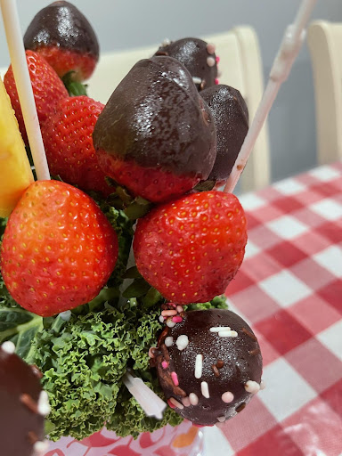 Gift Shop «Edible Arrangements», reviews and photos, 520 Commack Rd, Deer Park, NY 11729, USA