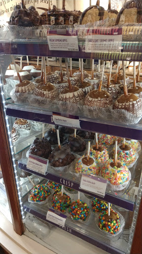 Chocolate Shop «Rocky Mountain Chocolate Factory», reviews and photos, 1419 1st Ave, Seattle, WA 98101, USA