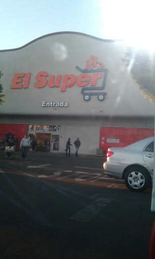 Grocery Store «El Super», reviews and photos, 315 San Fernando Mission Blvd, San Fernando, CA 91340, USA