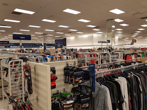 Department Store «Marshalls», reviews and photos, 533 S Broad St, Meriden, CT 06450, USA