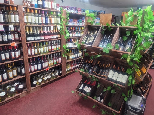 Convenience Store «K-V Bottle Shop», reviews and photos, 5200 Lake Isabella Blvd, Lake Isabella, CA 93240, USA