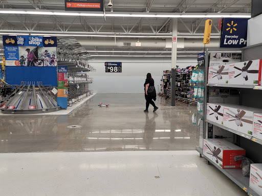 Department Store «Walmart Supercenter», reviews and photos, 100 THF Blvd, Chesterfield, MO 63005, USA
