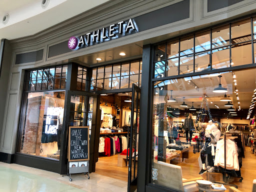 Athleta - with Curbside Pickup