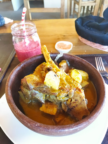 Casa Bruja Restaurante - Río Ibañez