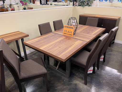 Furniture Store «Aloha Furniture», reviews and photos, 17305 SW Tualatin Valley Hwy, Beaverton, OR 97006, USA