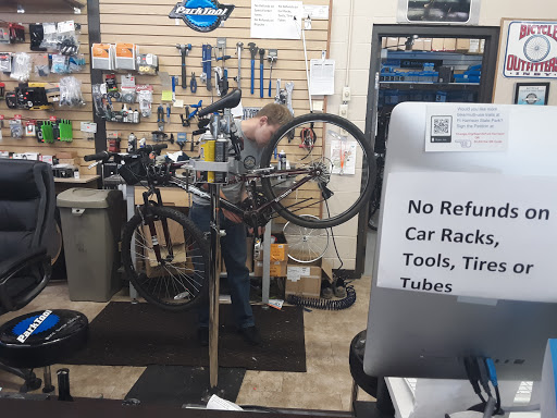 Bicycle Store «BOI Bicycle Outfitters Indy», reviews and photos, 1309 South High School Road, Indianapolis, IN 46241, USA