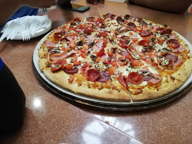 Opiniones de Chesco Pizzeria en Machala - Pizzeria