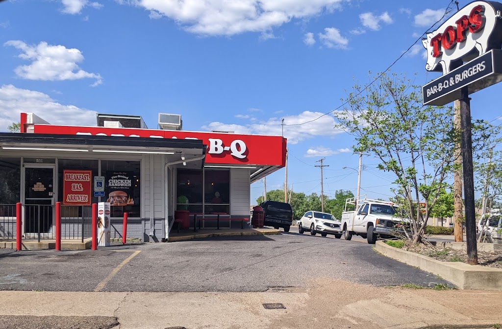 Tops Bar-B-Q 38104