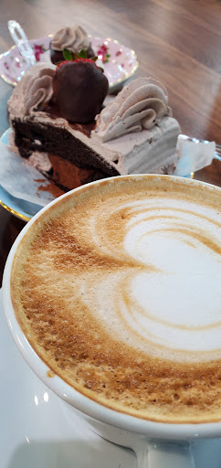 Ice Cream Shop «Dolce Gelato Cafe», reviews and photos, 41870 Garfield Rd, Charter Twp of Clinton, MI 48038, USA