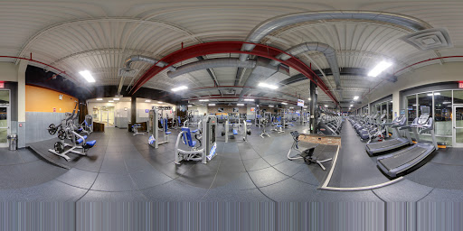 Health Club «Crunch - Staten Island», reviews and photos, 364 Bay St, Staten Island, NY 10301, USA