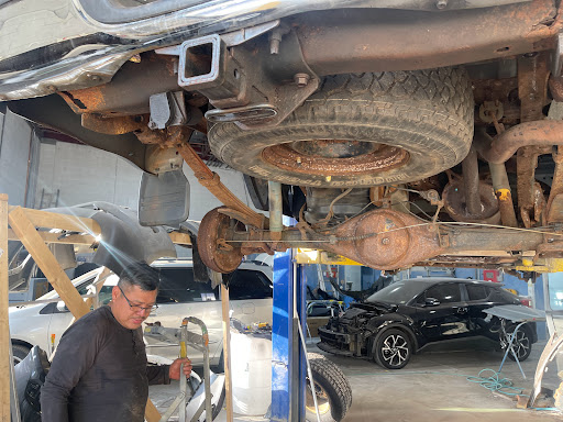 Auto Body Shop «Skyline Auto Body Shop», reviews and photos, 4215 Walney Rd, Chantilly, VA 20151, USA