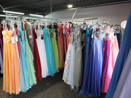 Bridal Shop «Spring Lake Bridal», reviews and photos, 616 E Savidge St B, Spring Lake, MI 49456, USA