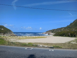 Praia de Bens'in fotoğrafı geniş ile birlikte
