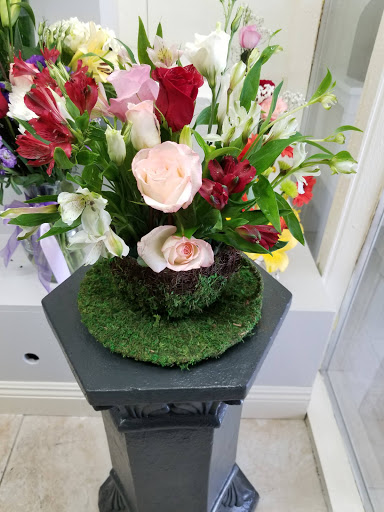 Florist «First Choice Flowers», reviews and photos, 19488 Beach Blvd, Huntington Beach, CA 92648, USA