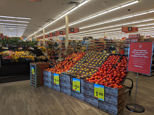 Grocery Store «Hannaford Supermarket», reviews and photos, 225 High St, Ellsworth, ME 04605, USA