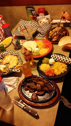 Shopping Mall «Susquehanna Valley Mall», reviews and photos, 1 Susquehanna Valley Mall Dr, Selinsgrove, PA 17870, USA