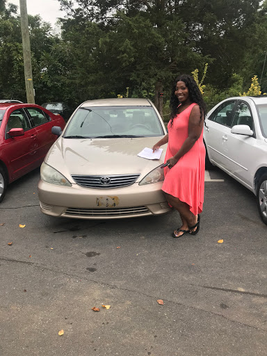 Used Car Dealer «Lavish Auto Sales», reviews and photos, 4526 Old Wake Forest Rd, Raleigh, NC 27609, USA